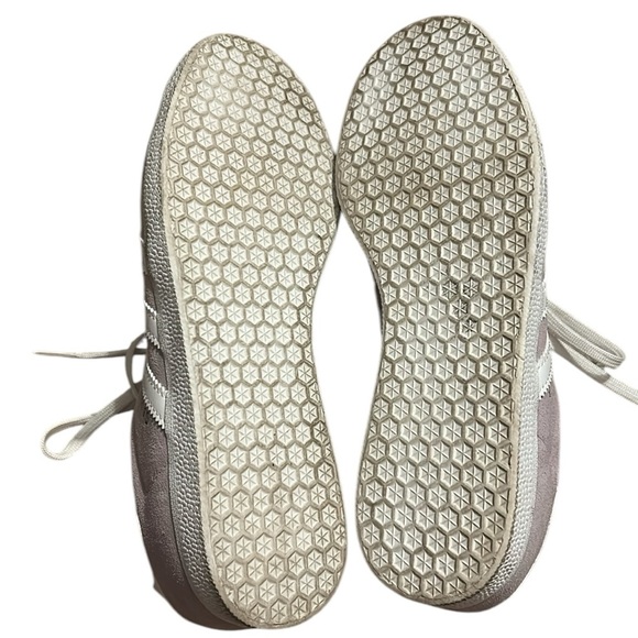 Adidas Gazelle taupe suede sneakers - Picture 2 of 5